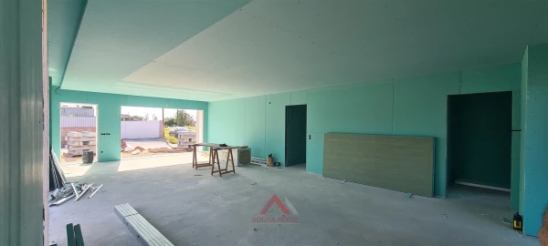 Moradia T3 para Venda em Souto da Carpalhosa e Ortigosa