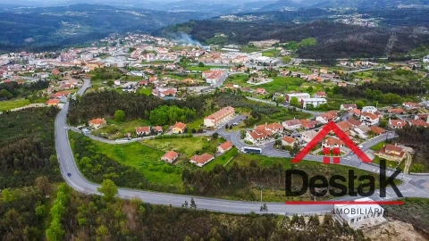 Moradia T3 para Venda em Oliveira de Frades, Souto de Lafões e Sejães