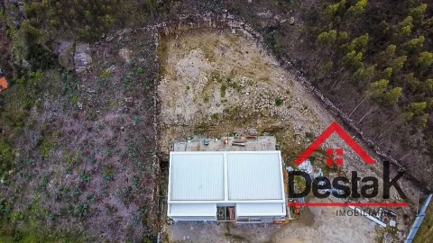 Moradia T3 para Venda em Oliveira de Frades, Souto de Lafões e Sejães