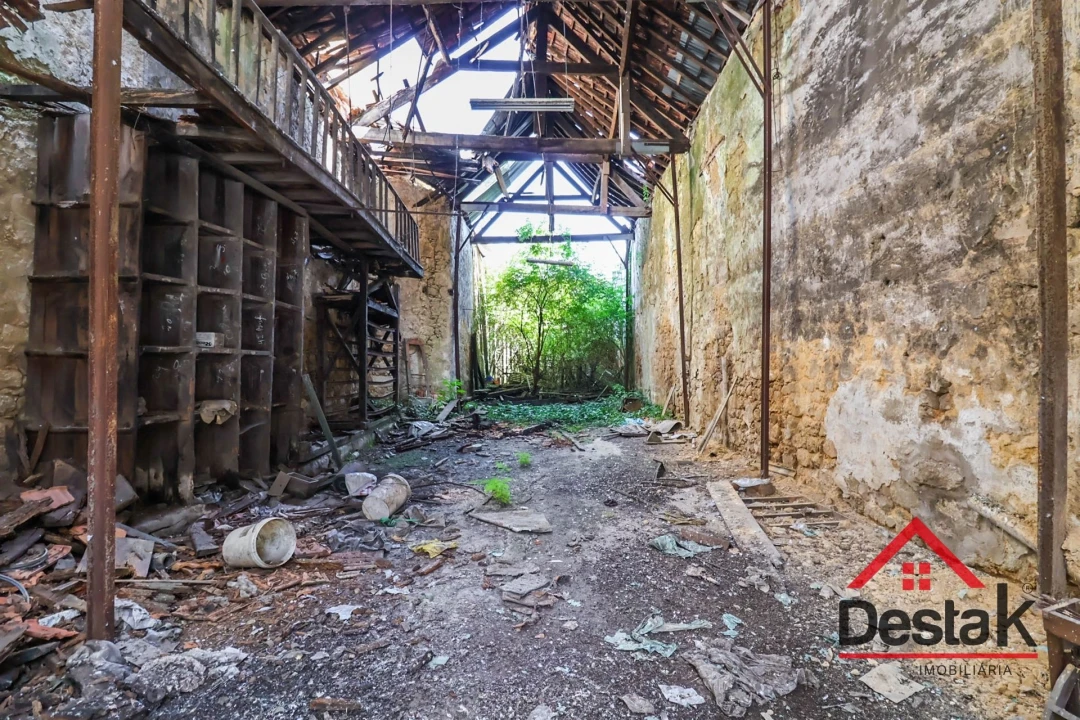 Prédio para Venda em Viseu Foto 16