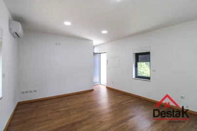 Moradia T3 para Venda em São Pedro do Sul, Várzea e Baiões