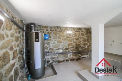 Moradia T3 para Venda em São Pedro do Sul, Várzea e Baiões