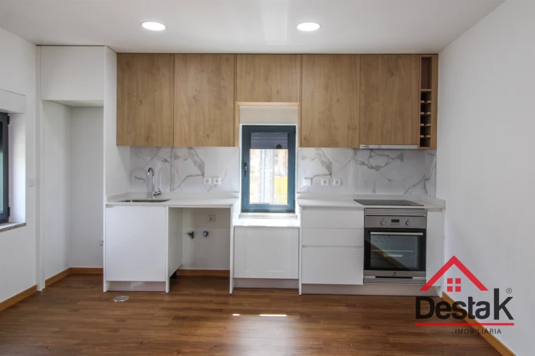 Moradia T3 para Venda em São Pedro do Sul, Várzea e Baiões Foto 5