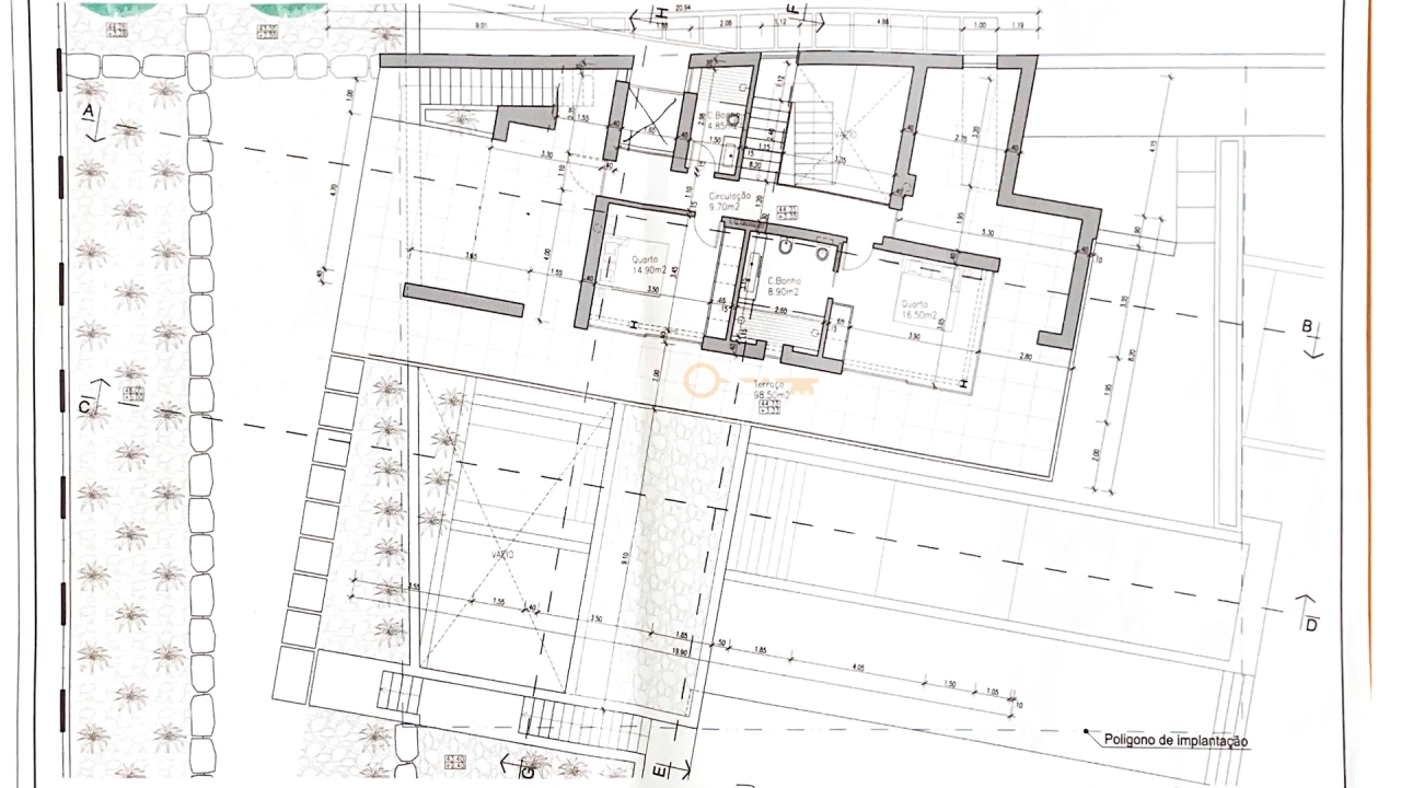Terreno para Venda em Lagos (São Sebastião e Santa Maria) Foto 12