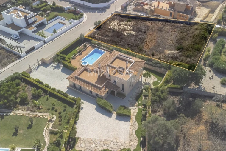 Terreno para Venda em Lagos (São Sebastião e Santa Maria) Foto 5