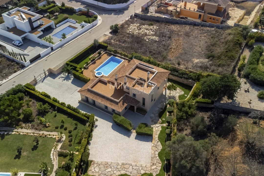 Terreno para Venda em Lagos (São Sebastião e Santa Maria) Foto 4