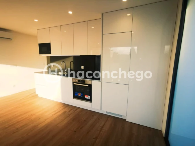 Apartamento T1 para Arrendamento em Arcozelo Foto 13