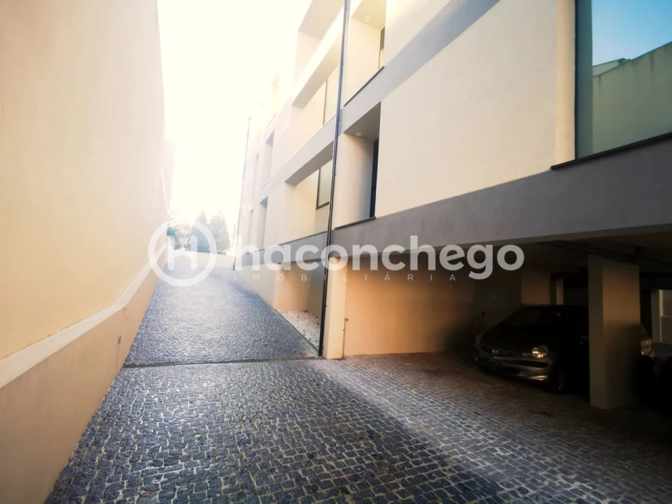 Apartamento T1 para Arrendamento em Arcozelo Foto 5