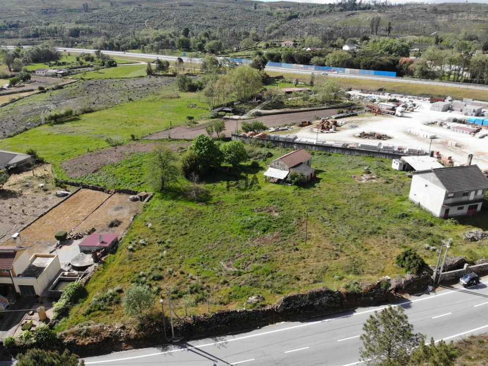 Terreno para Venda em Quintela de Azurara Foto 7