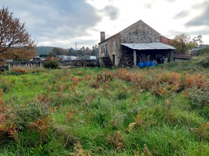 Terreno para Venda em Quintela de Azurara Foto 6