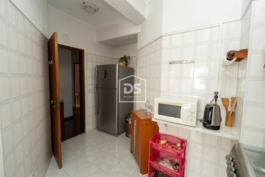 Apartamento T3 para Venda em Alcobaça e Vestiaria Foto 9