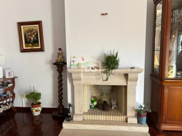 Apartamento T3 para Venda em Alcobaça e Vestiaria