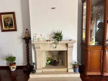 Apartamento T3 para Venda em Alcobaça e Vestiaria