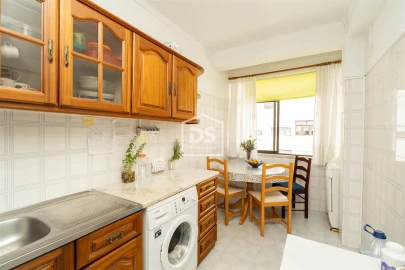 Apartamento T3 para Venda em Alcobaça e Vestiaria