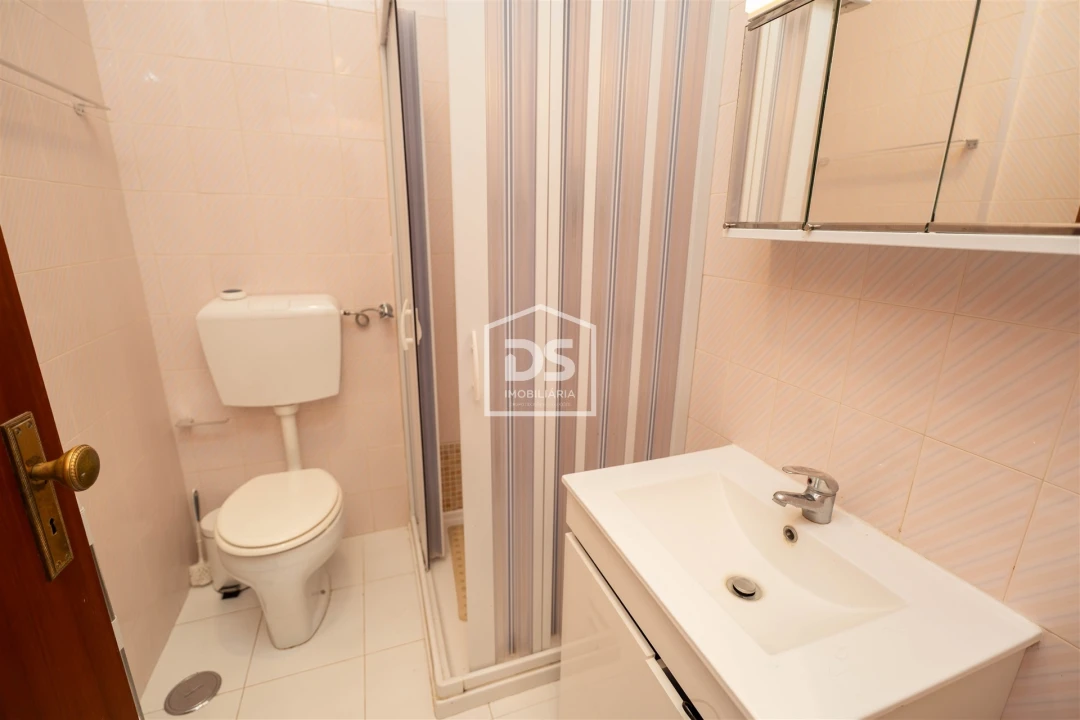 Apartamento T3 para Venda em Alcobaça e Vestiaria Foto 46