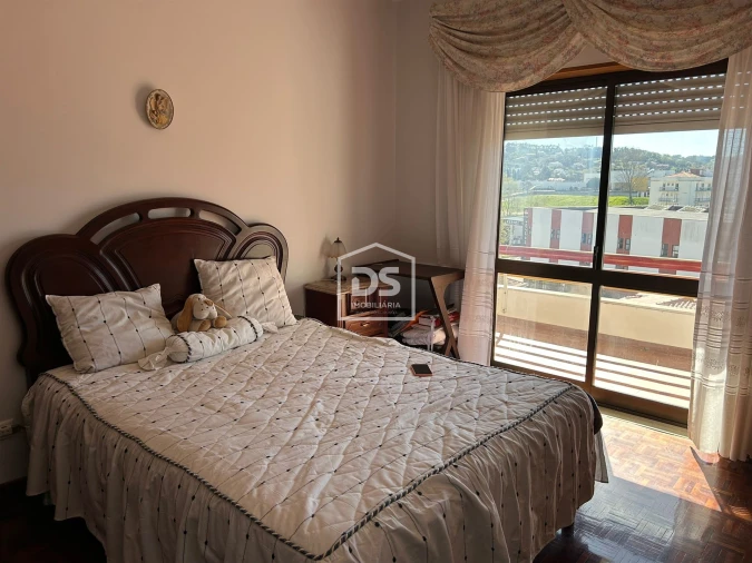 Apartamento T3 para Venda em Alcobaça e Vestiaria Foto 6