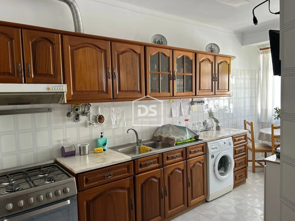 Apartamento T3 para Venda em Alcobaça e Vestiaria Foto 23