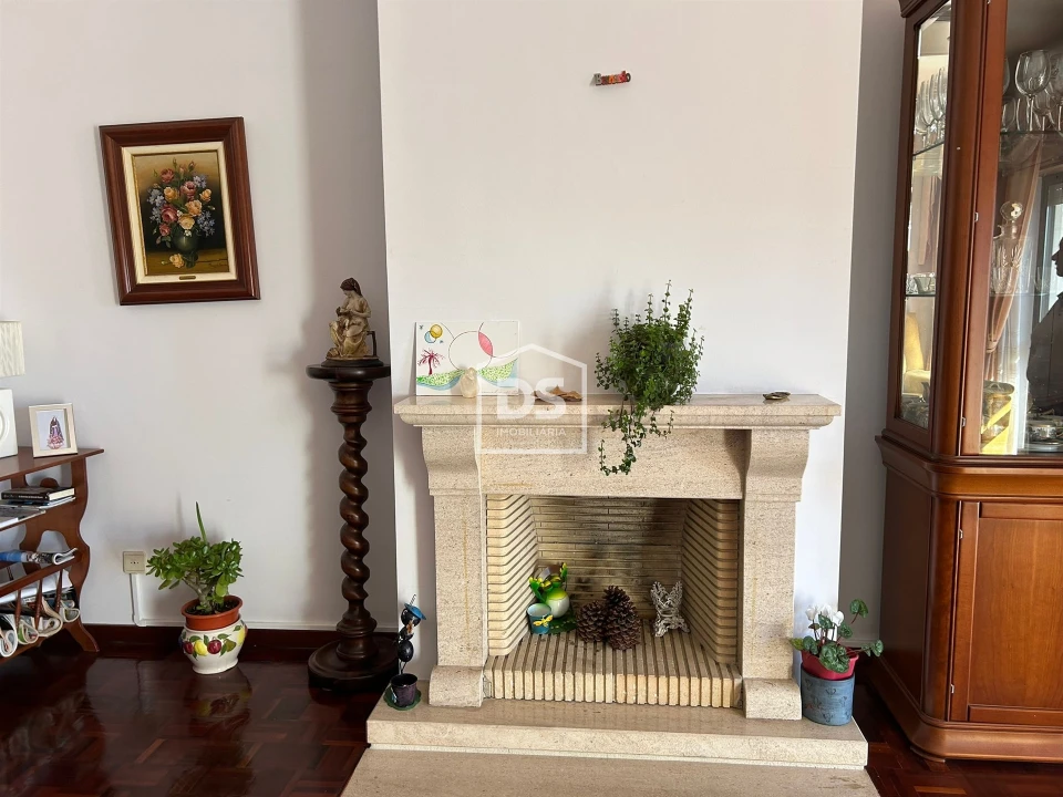 Apartamento T3 para Venda em Alcobaça e Vestiaria Foto 32