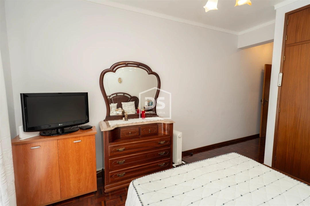 Apartamento T3 para Venda em Alcobaça e Vestiaria Foto 19