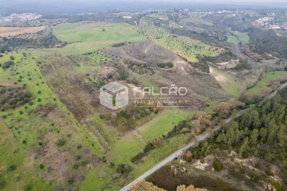 Terreno para Venda em Azoia de Cima e Tremês