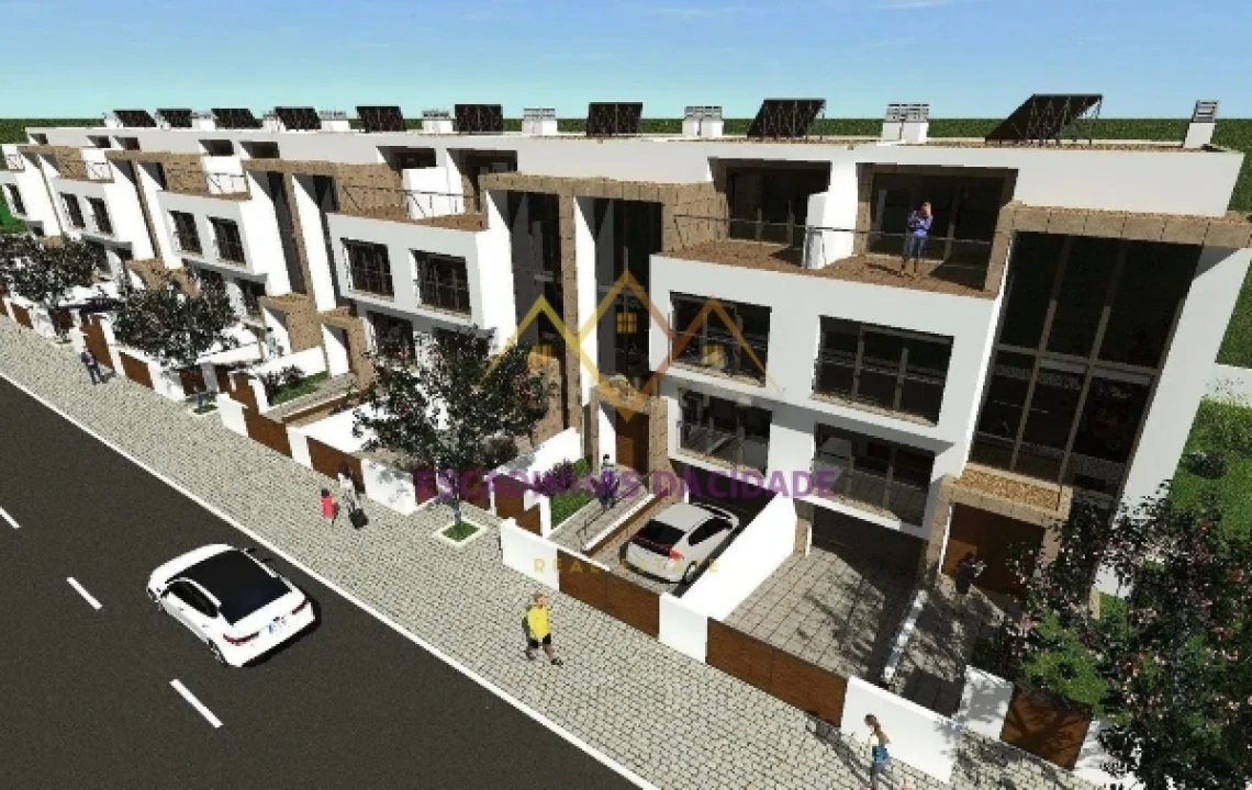 Terreno para Venda em Sarilhos Grandes Foto 2