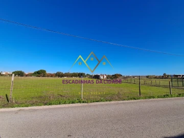 Terreno para Venda em Sarilhos Grandes