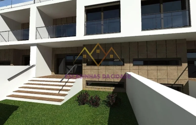 Terreno para Venda em Sarilhos Grandes Foto 3