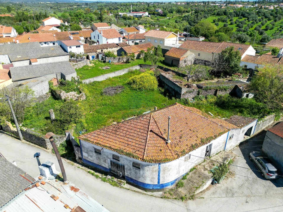 Moradia T5 para Venda em Brogueira, Parceiros de Igreja e Alcorochel Foto 1