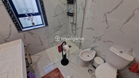 Apartamento T4 para Venda em Portimão