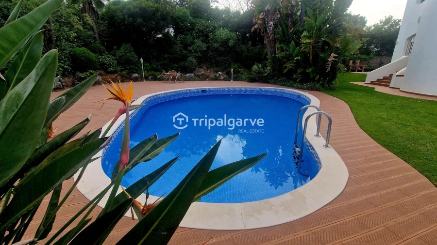 Apartamento T4 para Venda em Portimão Foto 44