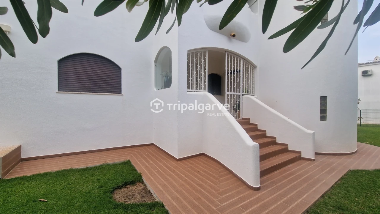 Apartamento T4 para Venda em Portimão Foto 40