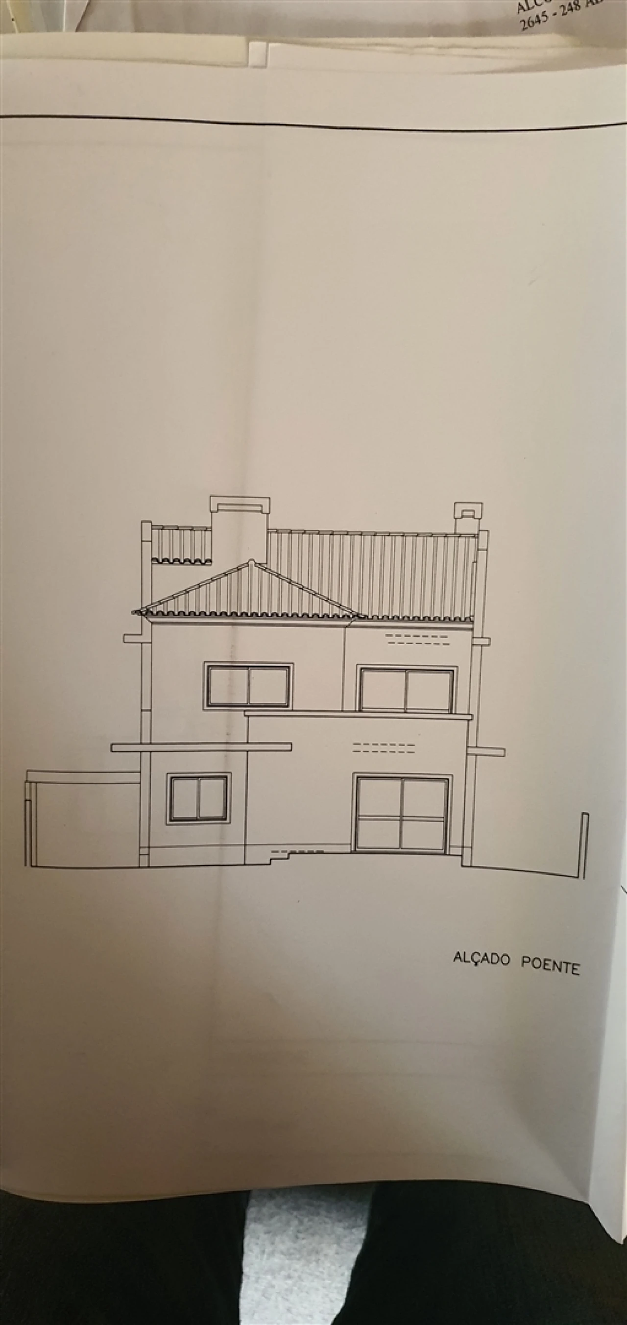 Moradia T4 para Arrendamento em Alcabideche Planta 3