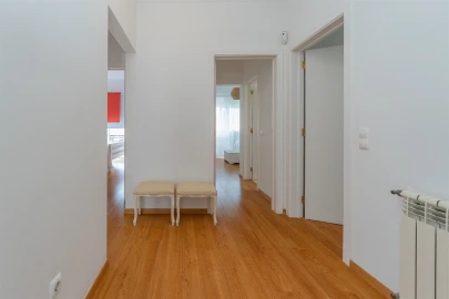 Moradia T4 para Arrendamento em Alcabideche