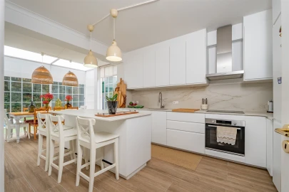 Moradia T4 para Arrendamento em Alcabideche