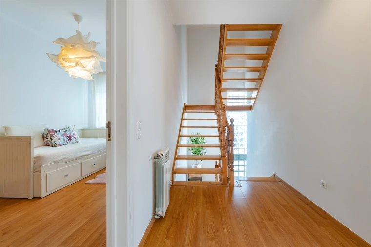 Moradia T4 para Arrendamento em Alcabideche Foto 26