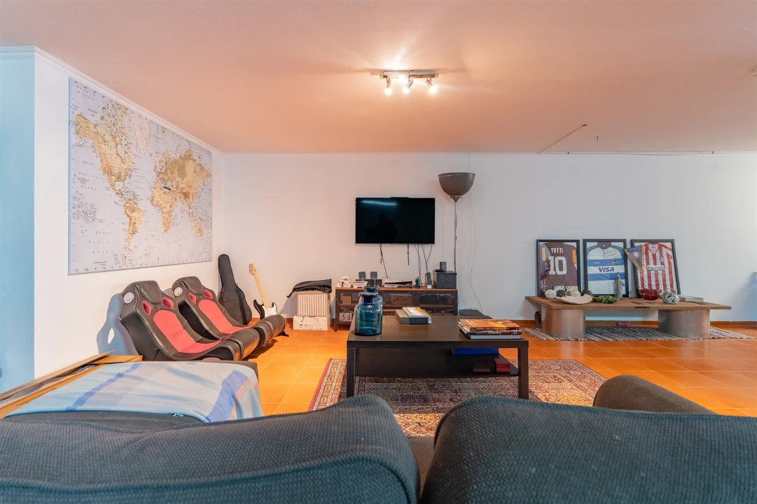 Moradia T4 para Arrendamento em Alcabideche Foto 42