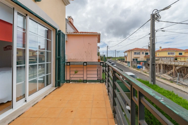 Moradia T4 para Venda em Alcabideche Foto 35