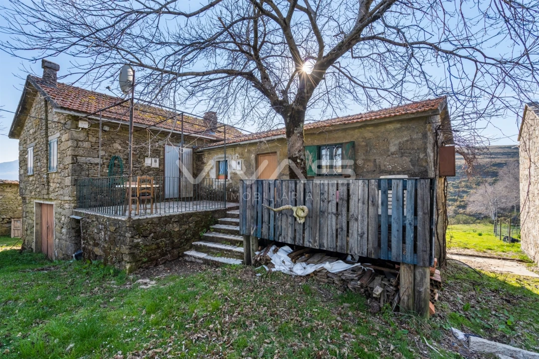 Moradia T2 para Venda em Gave Foto 24