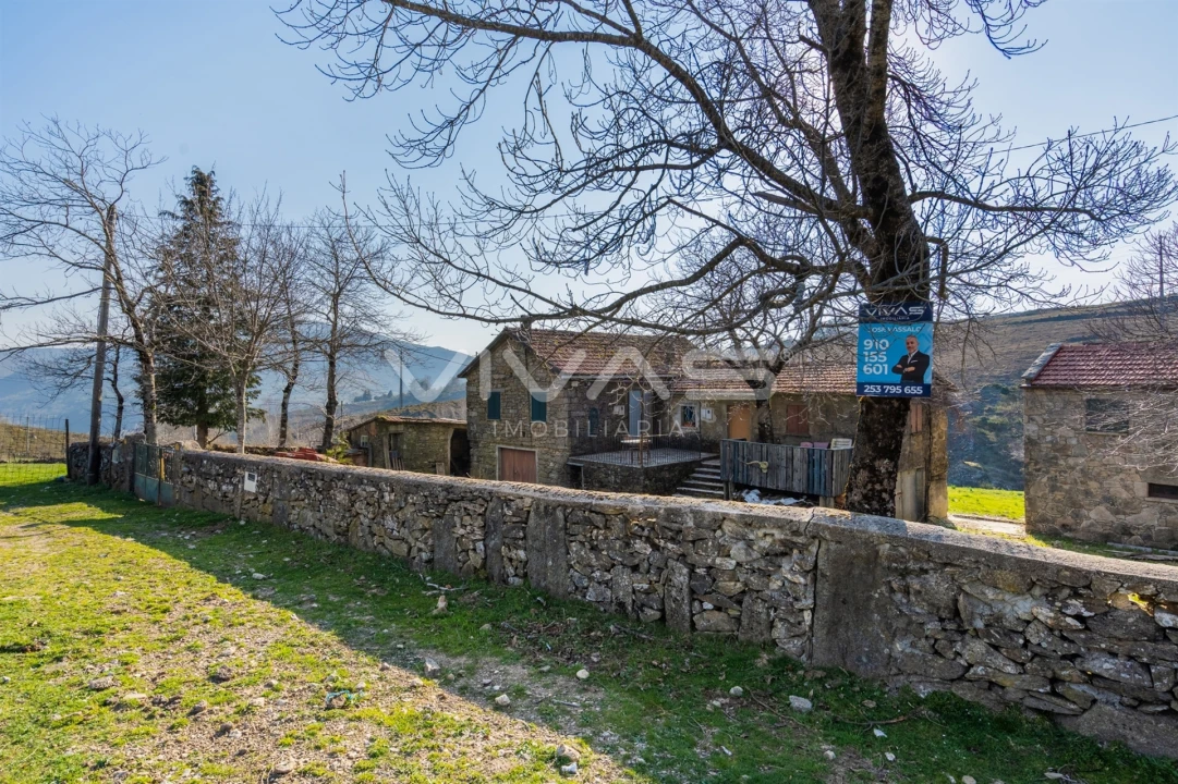 Moradia T2 para Venda em Gave Foto 39