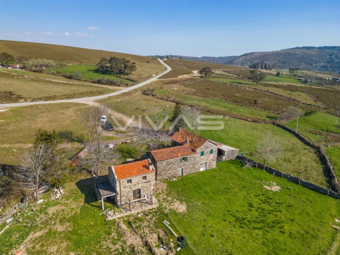 Moradia T2 para Venda em Gave Foto 6