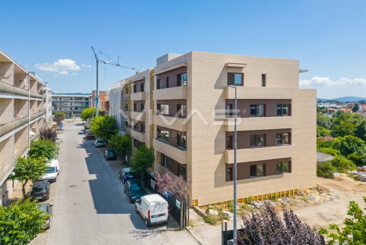 Apartamento T3 para Venda em Vila Verde e Barbudo Foto 2