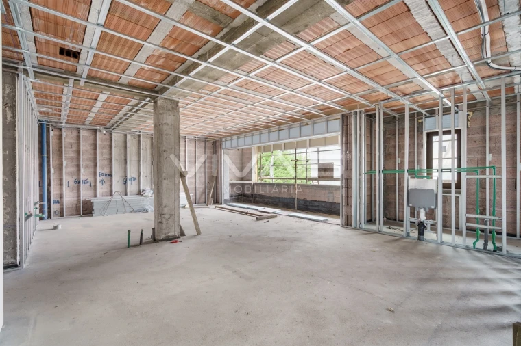 Apartamento T3 para Venda em Vila Verde e Barbudo Foto 8