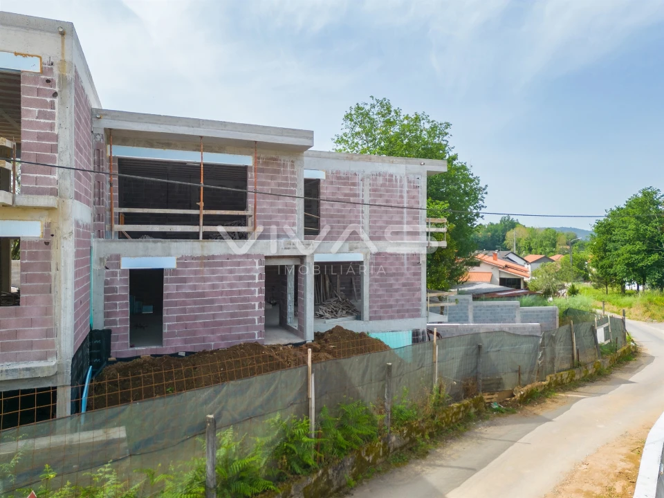 Moradia T3 para Venda em Carreiras (São Miguel) e Carreiras (Santiago) Foto 4