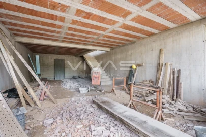 Moradia T3 para Venda em Carreiras (São Miguel) e Carreiras (Santiago)