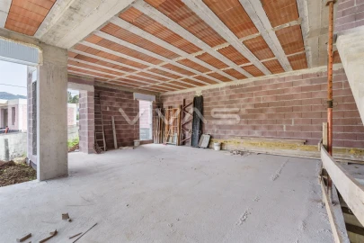 Moradia T3 para Venda em Carreiras (São Miguel) e Carreiras (Santiago)