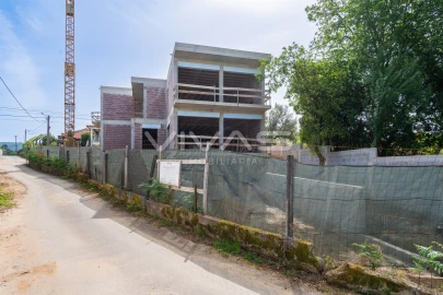 Moradia T3 para Venda em Carreiras (São Miguel) e Carreiras (Santiago)