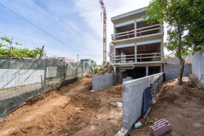 Moradia T3 para Venda em Carreiras (São Miguel) e Carreiras (Santiago)