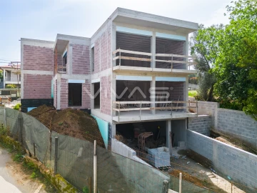 Moradia T3 para Venda em Carreiras (São Miguel) e Carreiras (Santiago)