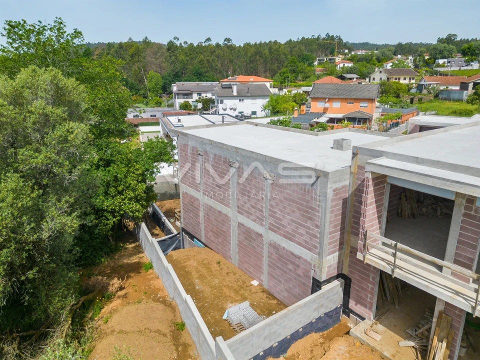 Moradia T3 para Venda em Carreiras (São Miguel) e Carreiras (Santiago) Foto 8