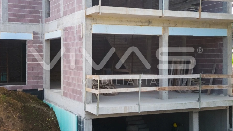 Moradia T3 para Venda em Carreiras (São Miguel) e Carreiras (Santiago)